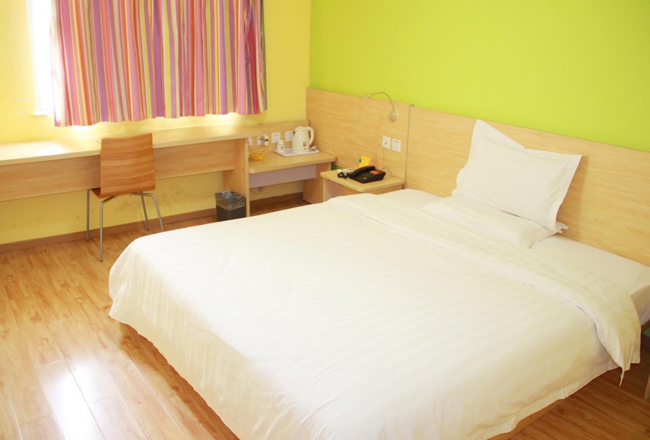 7Days Inn Zhongshan San Xiang Market Csungsan Kültér fotó