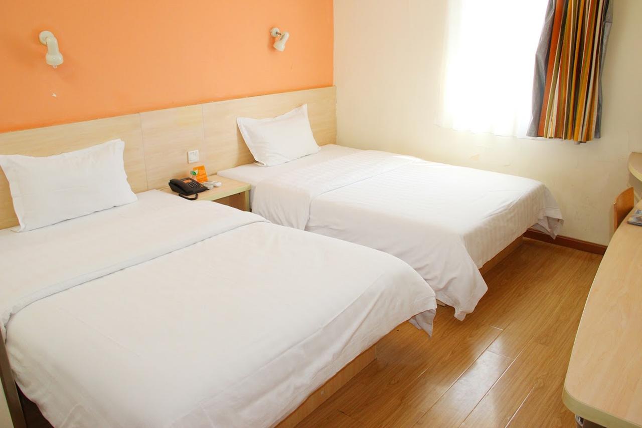 7Days Inn Zhongshan San Xiang Market Csungsan Kültér fotó